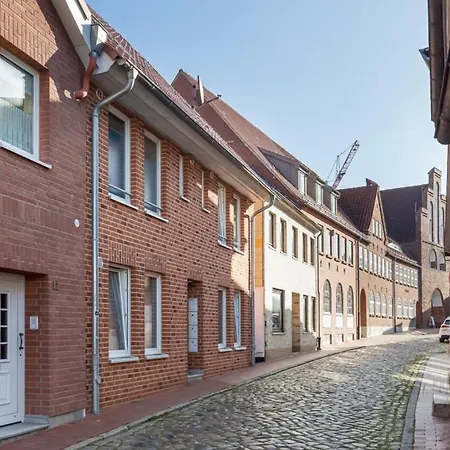 Ferienapartments Neustadt In Holstein Exterior photo