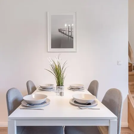 Ferienapartments Neustadt In Holstein Exterior photo